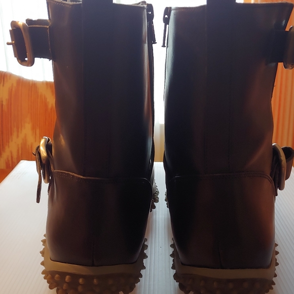 Miu Miu Boots. 7.5 Black - Picture 9 of 9